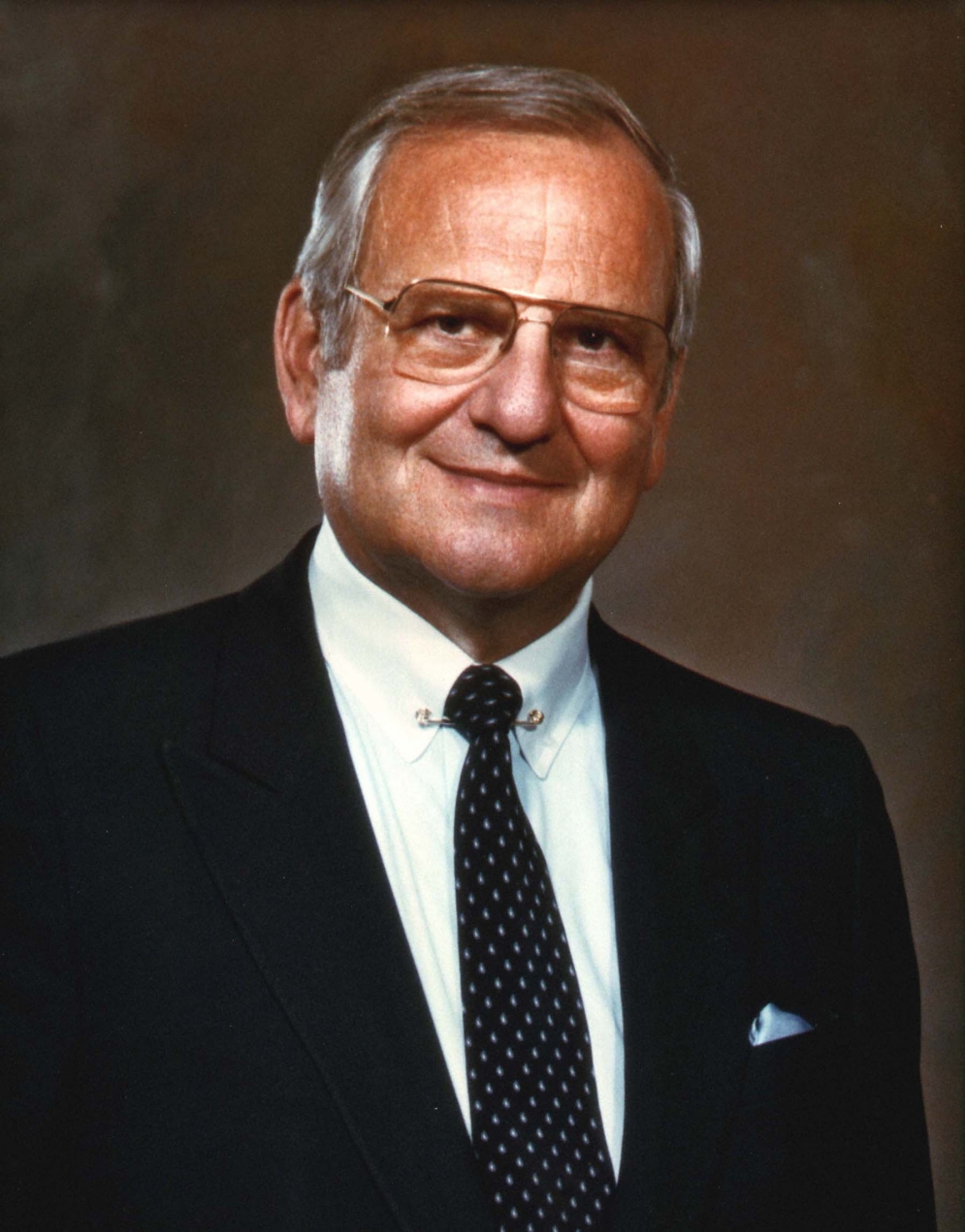 Auto industry icon Lee Iacocca has passed away at the age of 94.