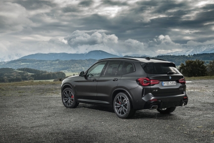 2022 BMW X3 delivers a drive to remember, tech innovations