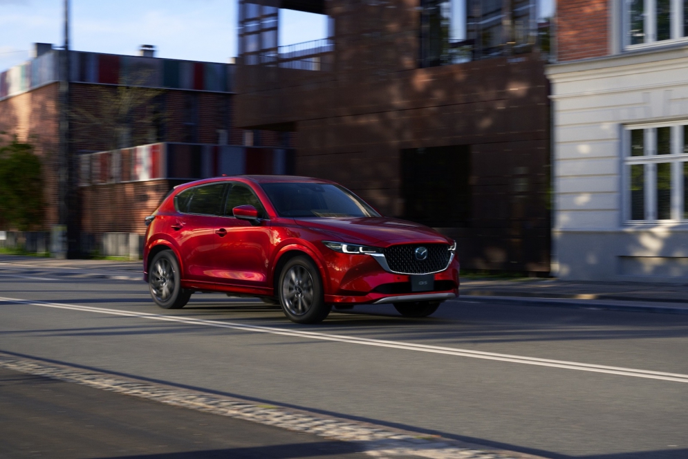 The 2025 Mazda CX-5 delivers a driving performance that will have you looking forward to getting behind the wheel.