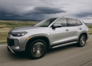The 2025 Volkswagen Tiguan receives a full redesign for the 2025 model year, with attractive updates to both the exterior and interior.