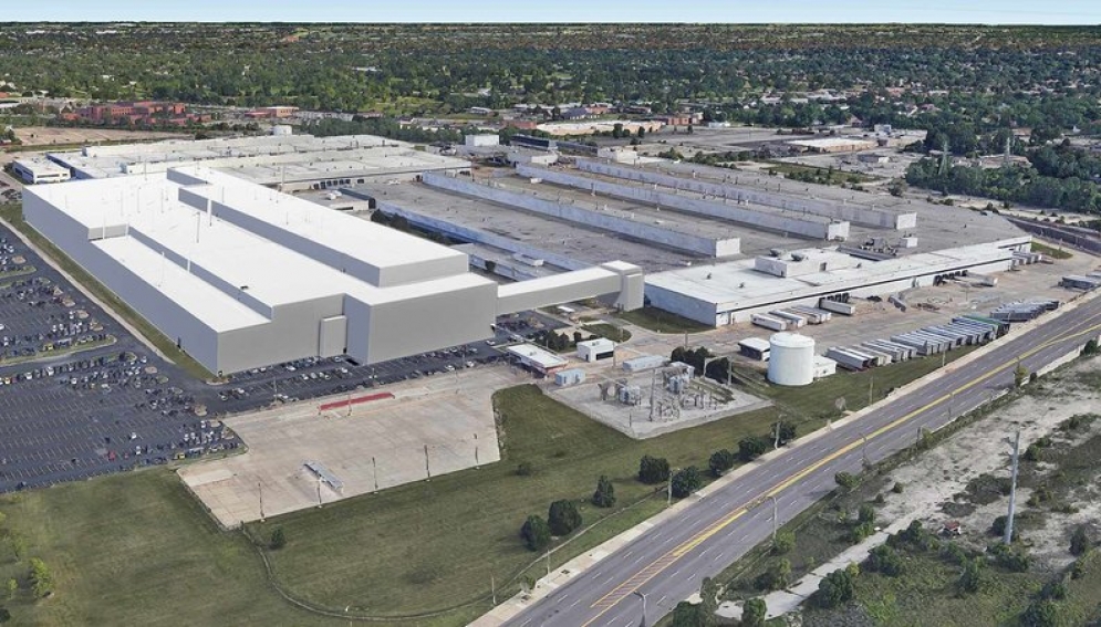 This rendering is of the new Mack Avenue Assembly Complex, once FCA invests $1.6 billion to convert the two plants into the future assembly site for the next-generation Jeep Grand Cherokee, as well as an all-new three-row full-size Jeep SUV and plug-in hybrid (PHEV) models, adding 3,850 new jobs to support production.