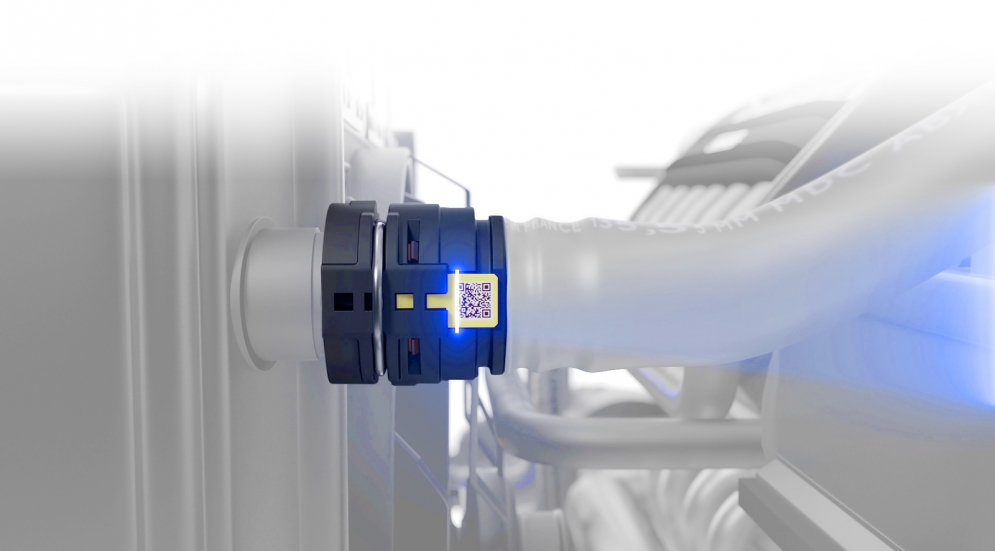 An ARaymond VDA Quick Connector DMC code verifier option increases safety and traceability. 