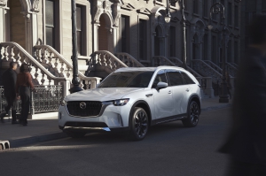 2026 Mazda CX-90 features high-class design, strong drive; offers plug-in hybrid option